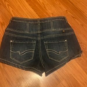 Almost Famous Shorts Size 1